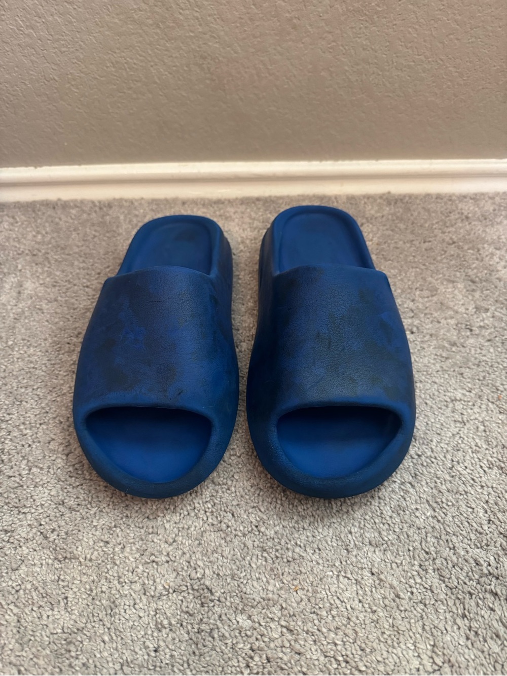 adidas Yeezy Slide Brown/Tan Box Label